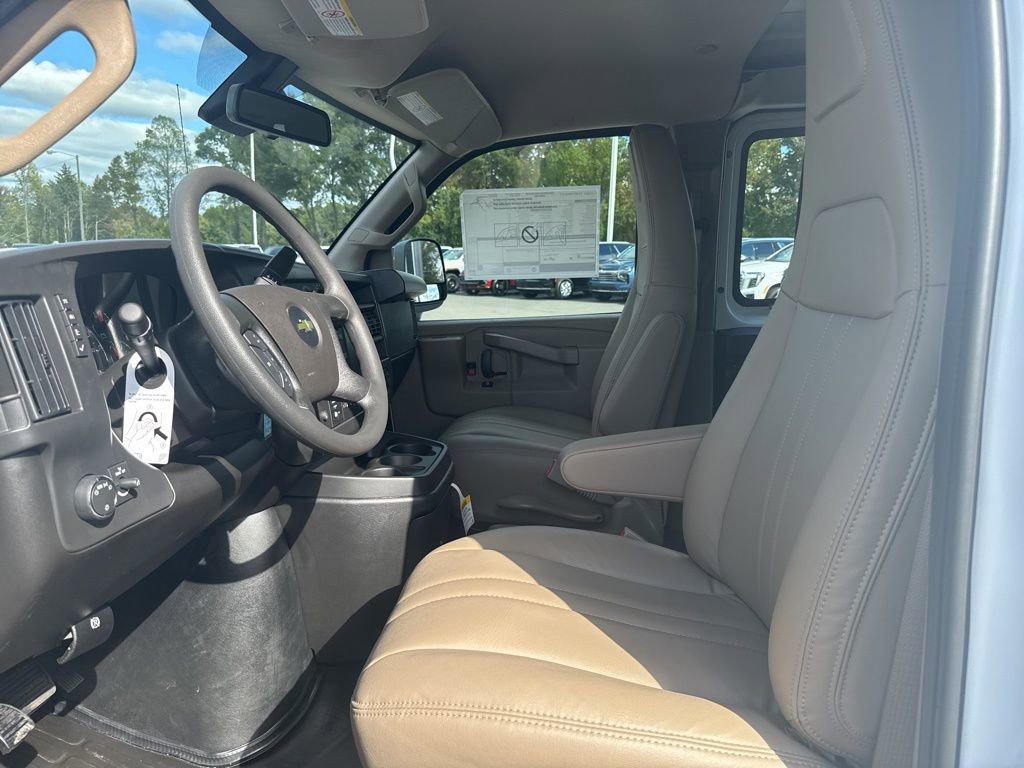 New 2025 Chevrolet Express 3500 Extended w/ Driver Convenience Package RWD image 9