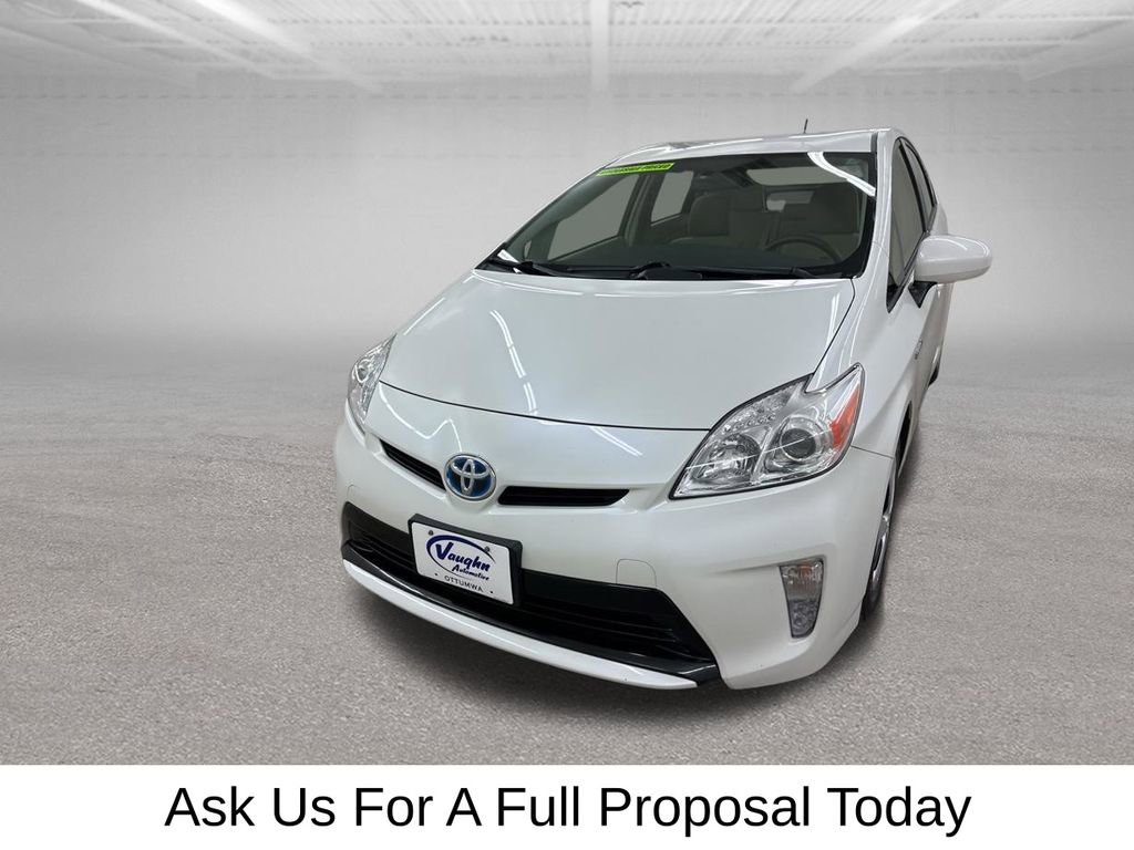 Used 2014 Toyota Prius Two image 6