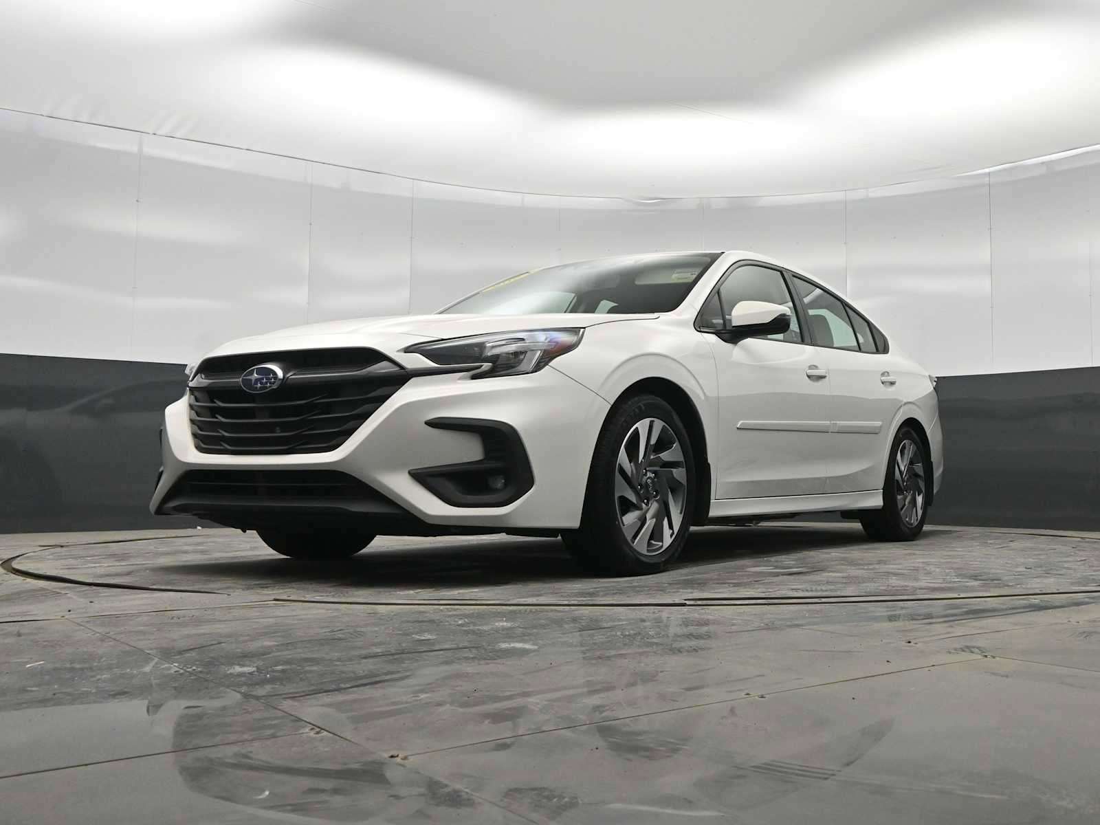 Used 2023 Subaru Legacy Limited image 32