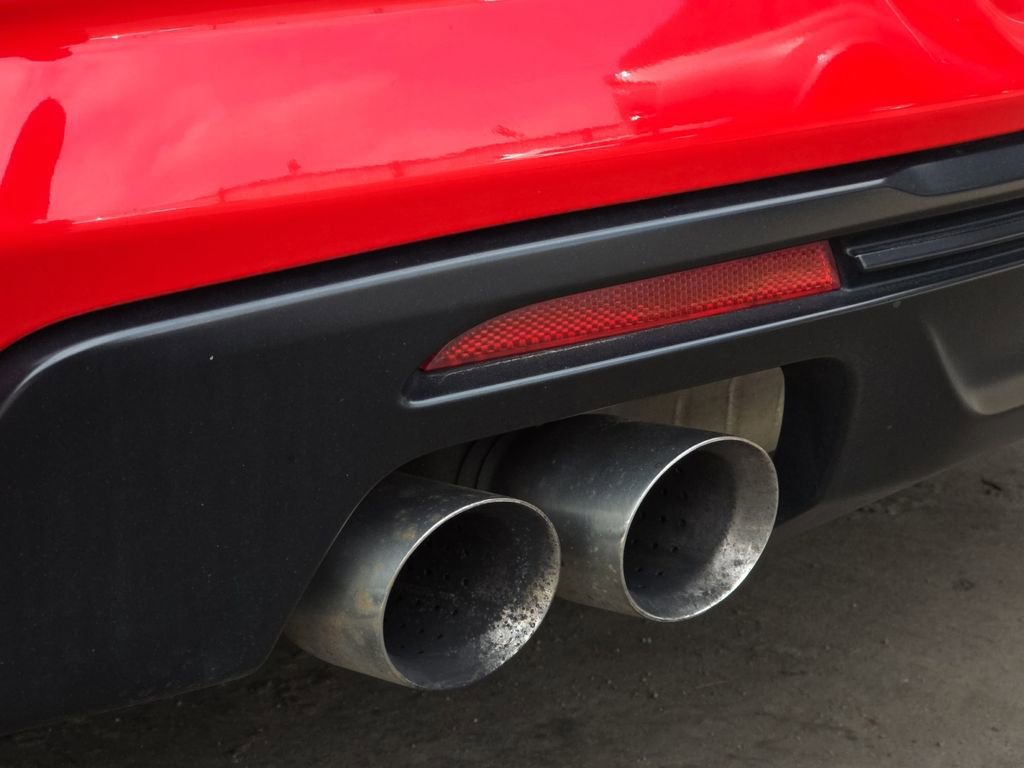 Used 2019 Chevrolet Camaro SS image 33