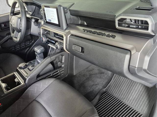 Used 2024 Toyota Tacoma SR5 AWD/4WD image 20