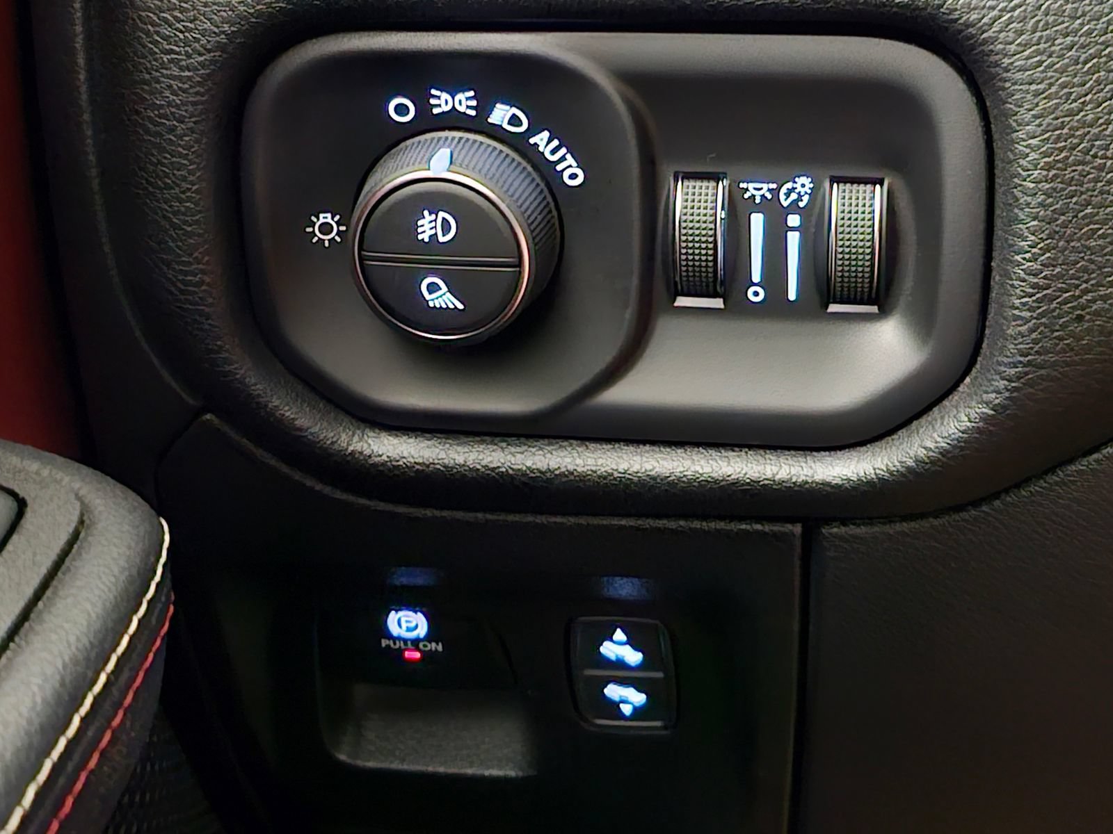 Used 2026 RAM 1500 Rebel w/ Rebel Level 1 Equipment Group AWD/4WD image 18