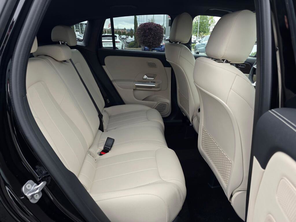 New 2026 Mercedes-Benz GLA 250 4MATIC image 24