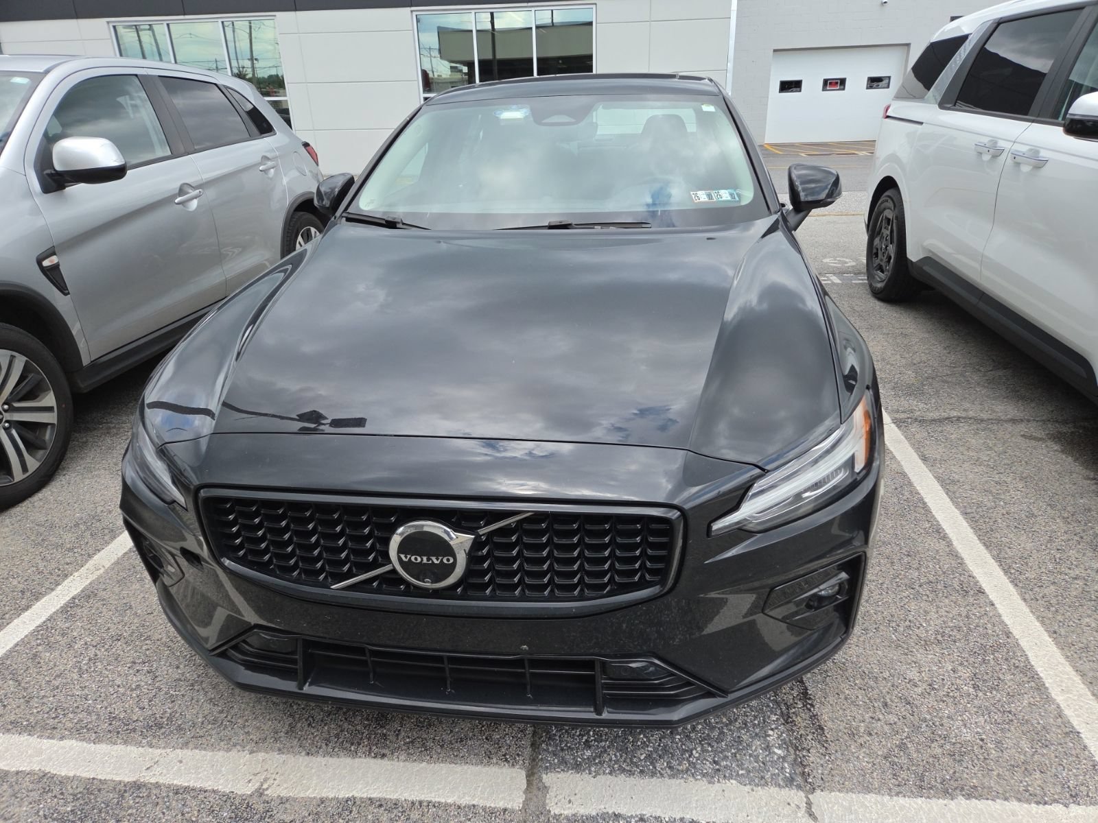 Used 2024 Volvo S60 B5 Ultimate AWD/4WD video 2
