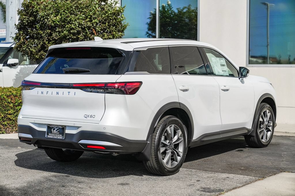 Certified 2026 INFINITI QX60 Pure w/ Cargo Package FWD image 6