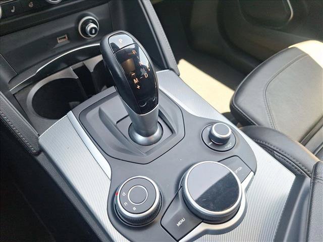 Used 2018 Alfa Romeo Stelvio Ti Sport AWD/4WD image 12
