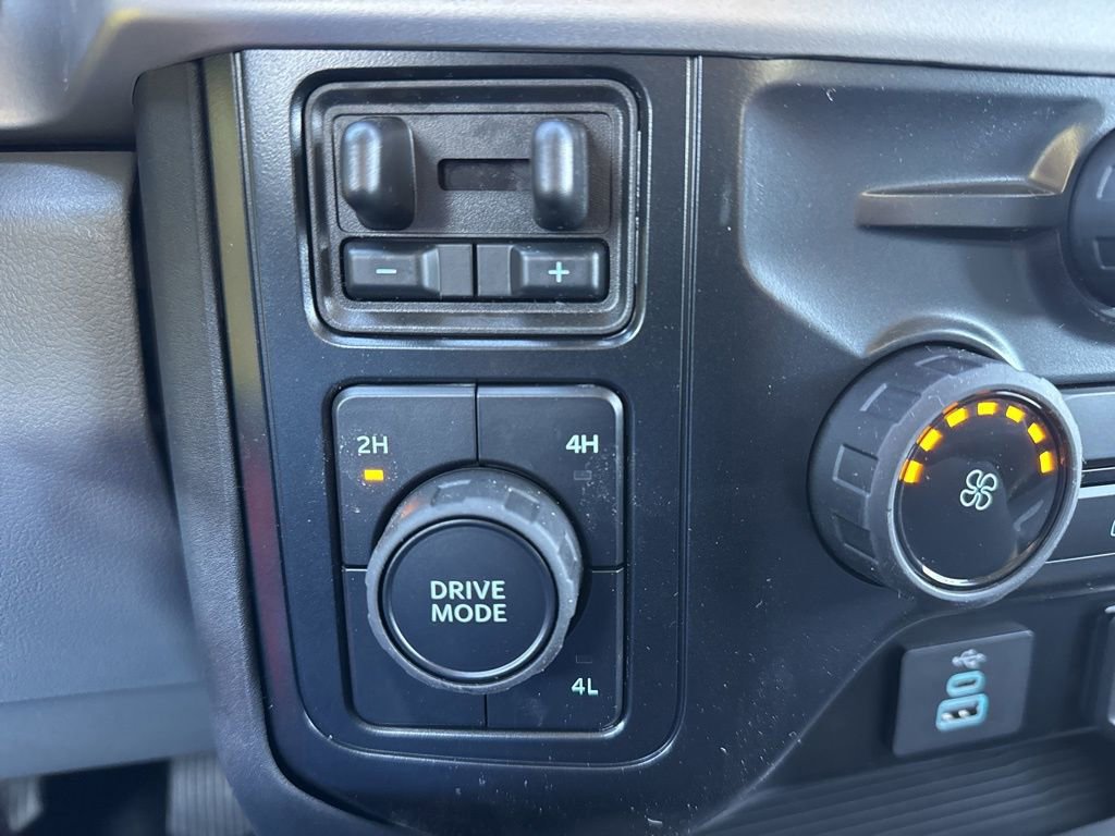 New 2026 Ford F350 XL w/ XL Chrome Package image 27