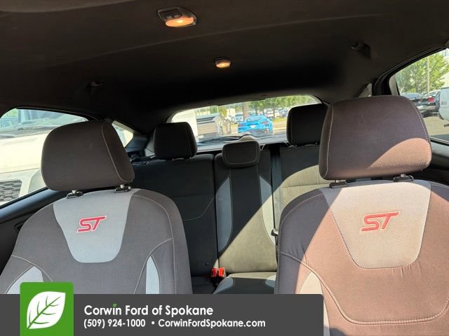 Used 2017 Ford Focus ST FWD image 14