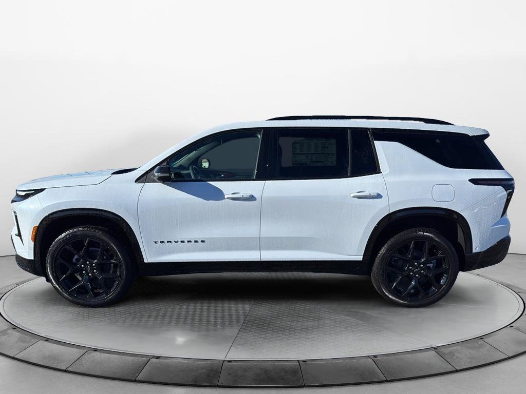 New 2026 Chevrolet Traverse RS w/ LPO, Floor Liner Package AWD/4WD image 2