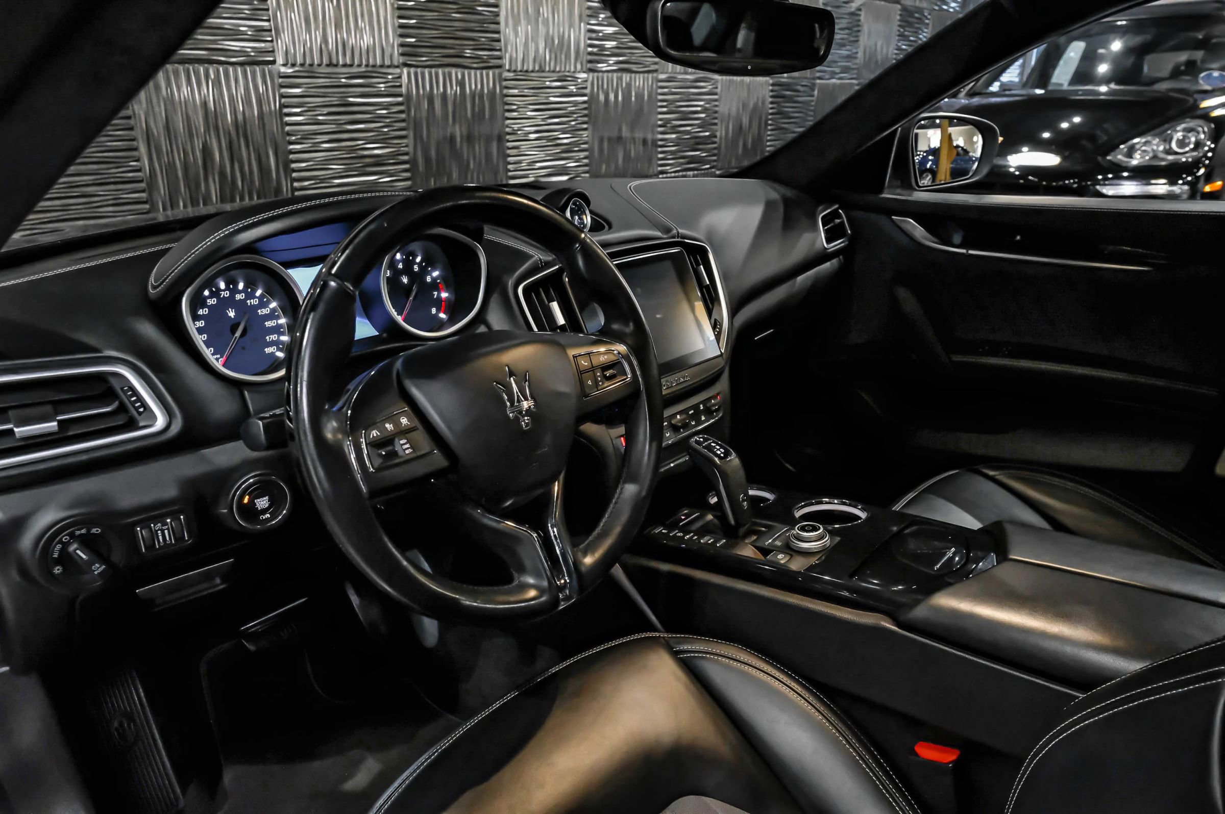 Used 2019 Maserati Ghibli S GranLusso AWD/4WD image 3