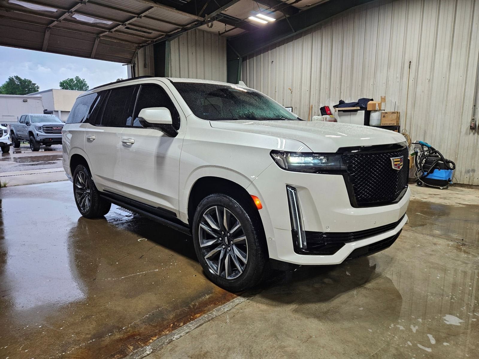 Used 2021 Cadillac Escalade Sport Platinum AWD/4WD image 8