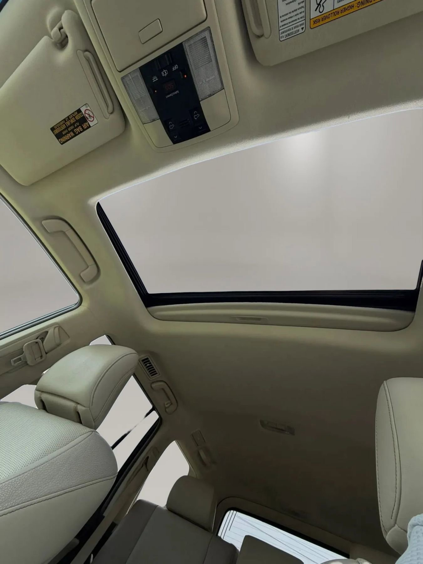 Used 2016 Lexus GX 460 w/ Premium Package AWD/4WD image 13