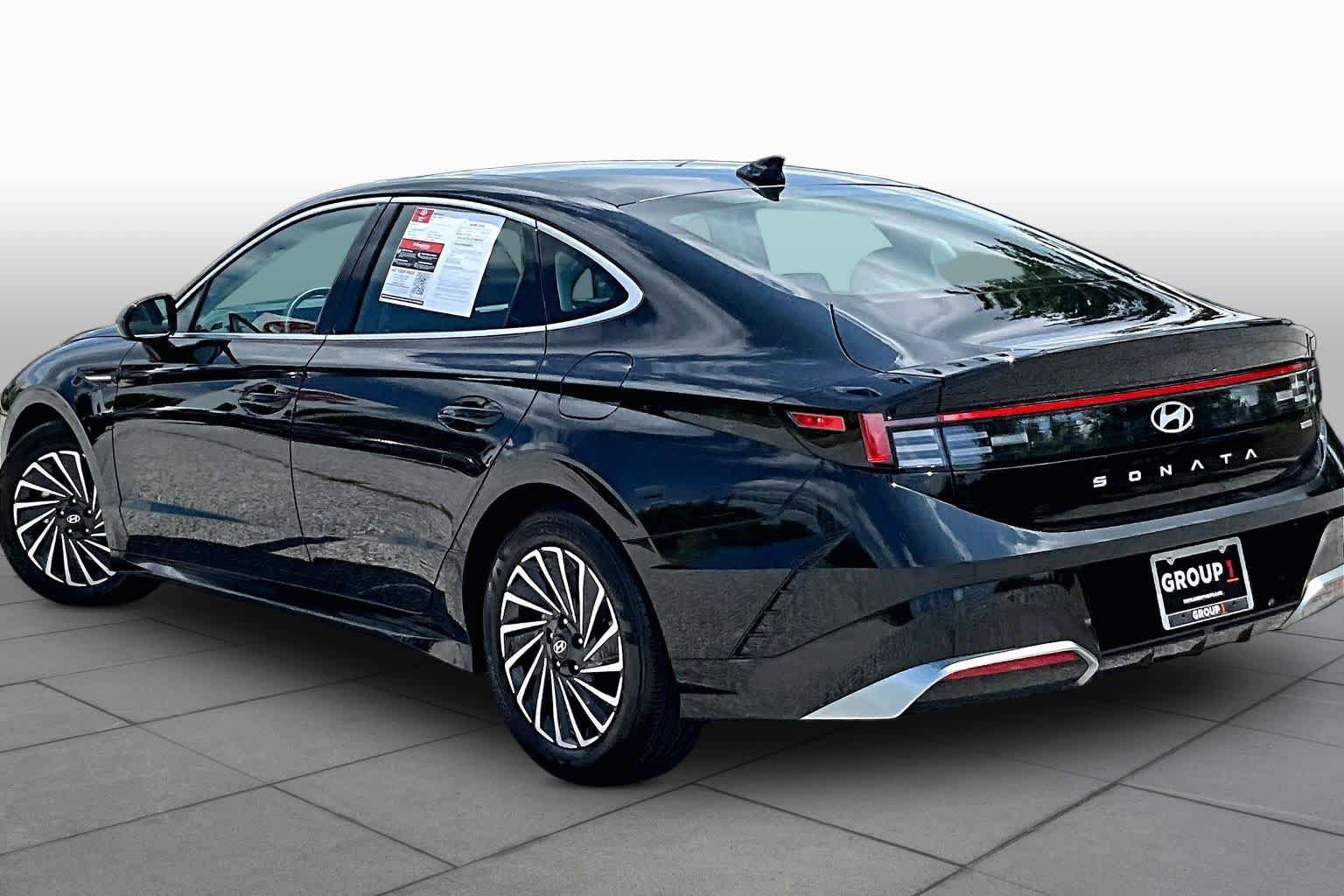 Used 2026 Hyundai Sonata SEL FWD image 12