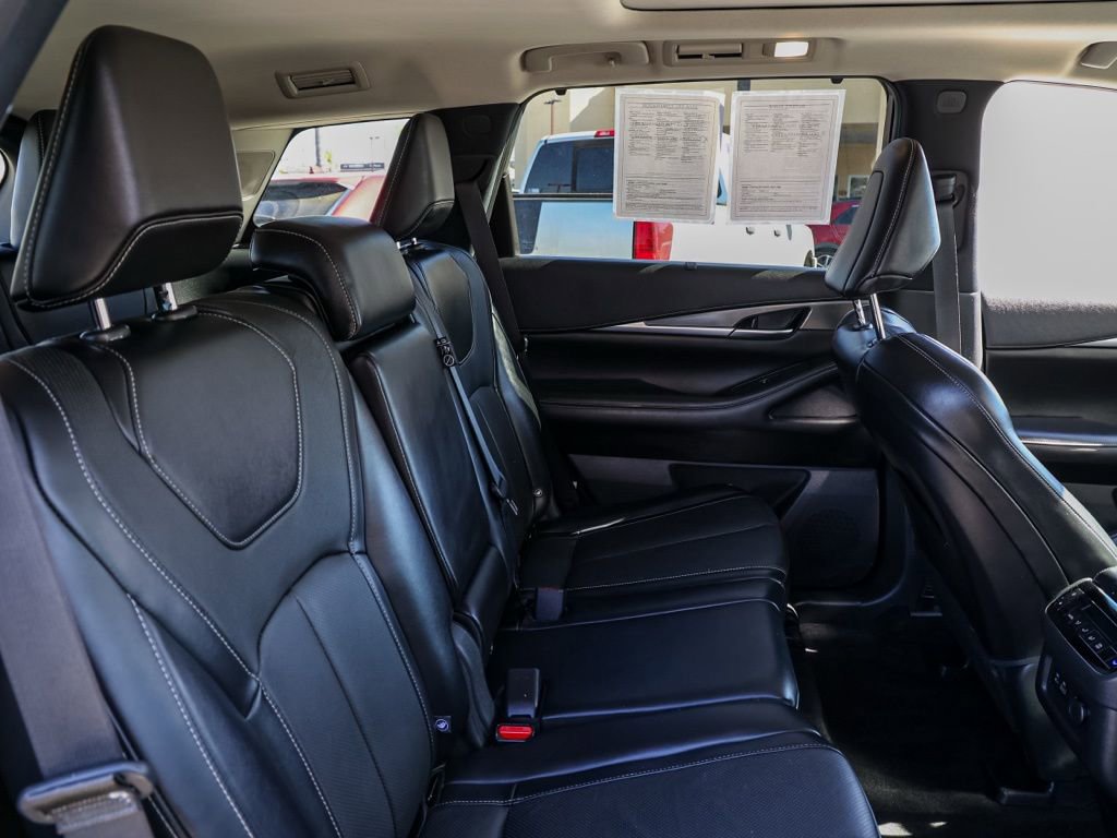 Used 2023 INFINITI QX60 Luxe w/ Cargo Package image 18