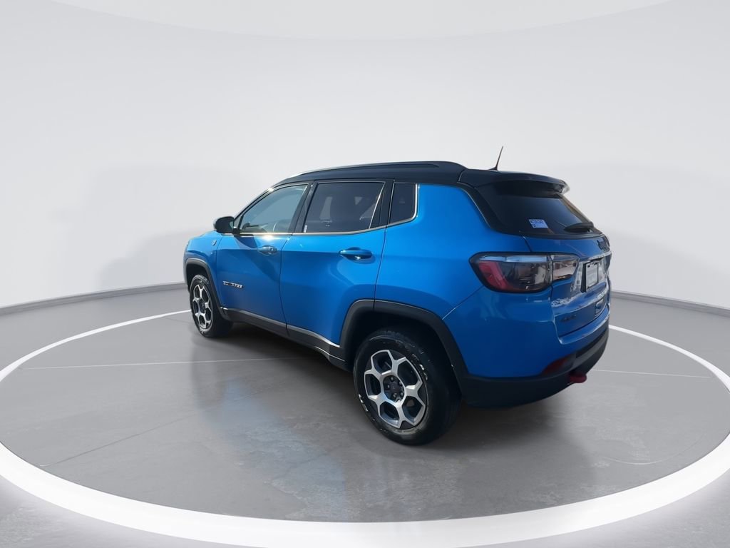 Used 2022 Jeep Compass Trailhawk w/ Trailhawk Convenience Group AWD/4WD image 6
