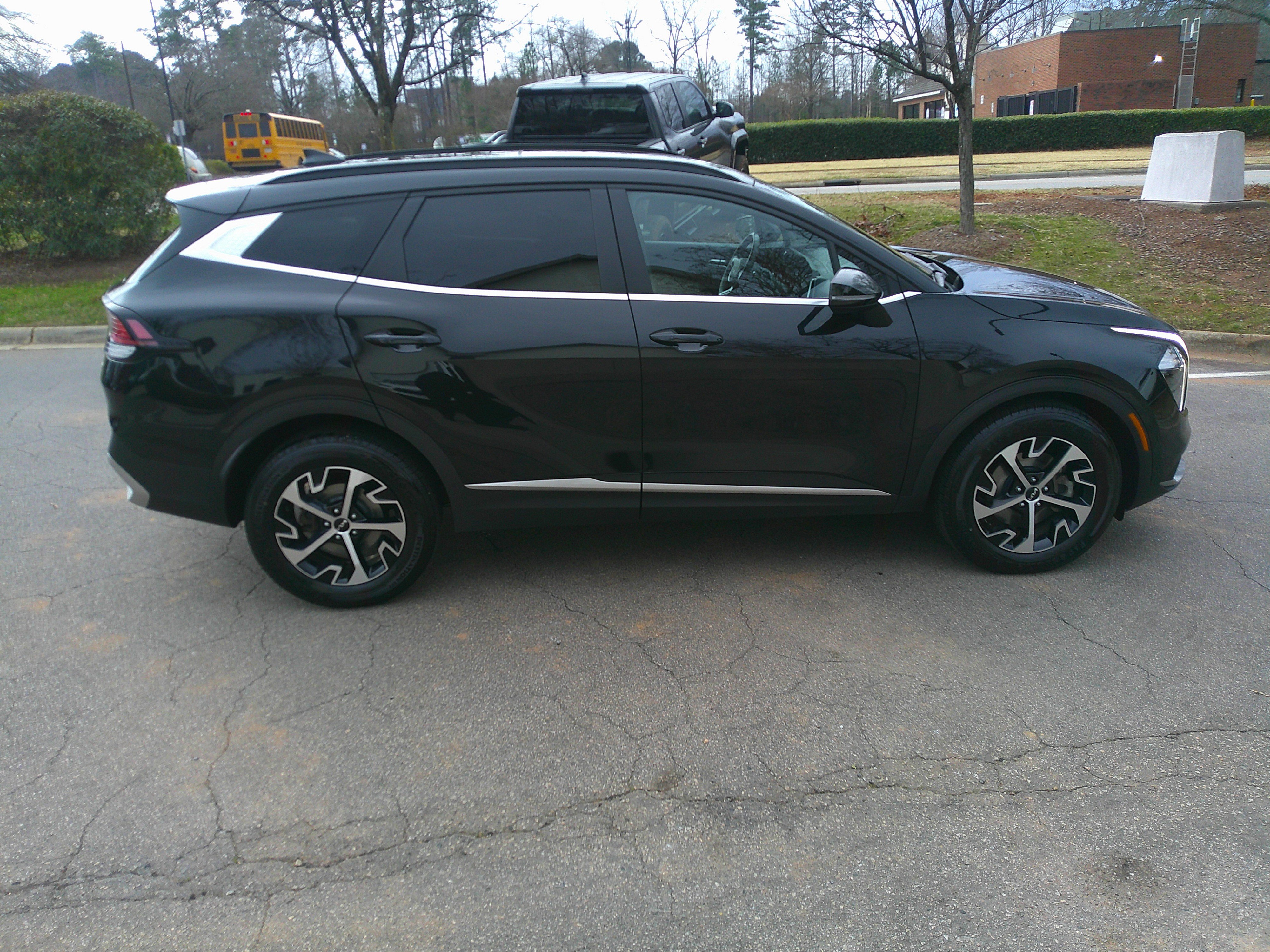 Used 2023 Kia Sportage EX w/ EX Premium Package image 14