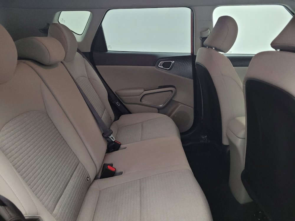 Used 2020 Kia Soul S FWD image 19