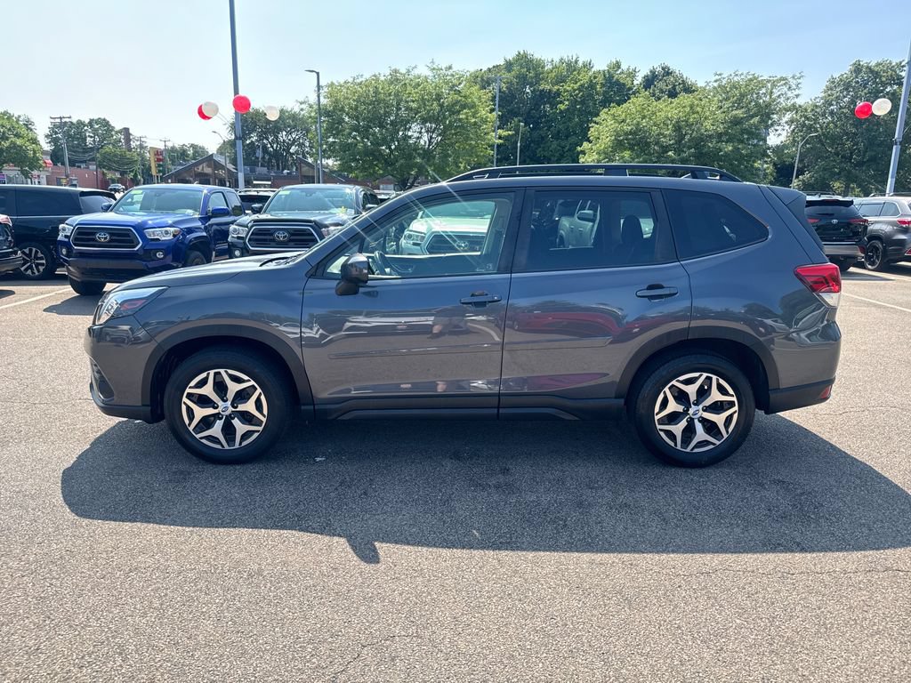 Used 2023 Subaru Forester Premium AWD/4WD image 4