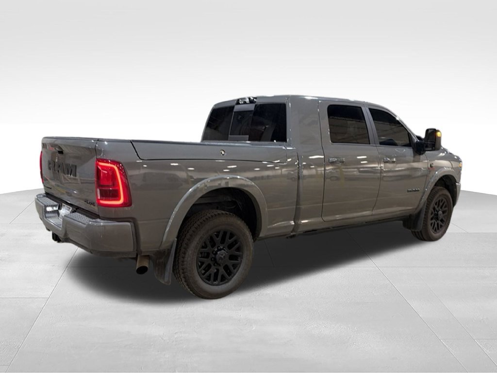Used 2025 RAM 3500 Limited AWD/4WD image 6