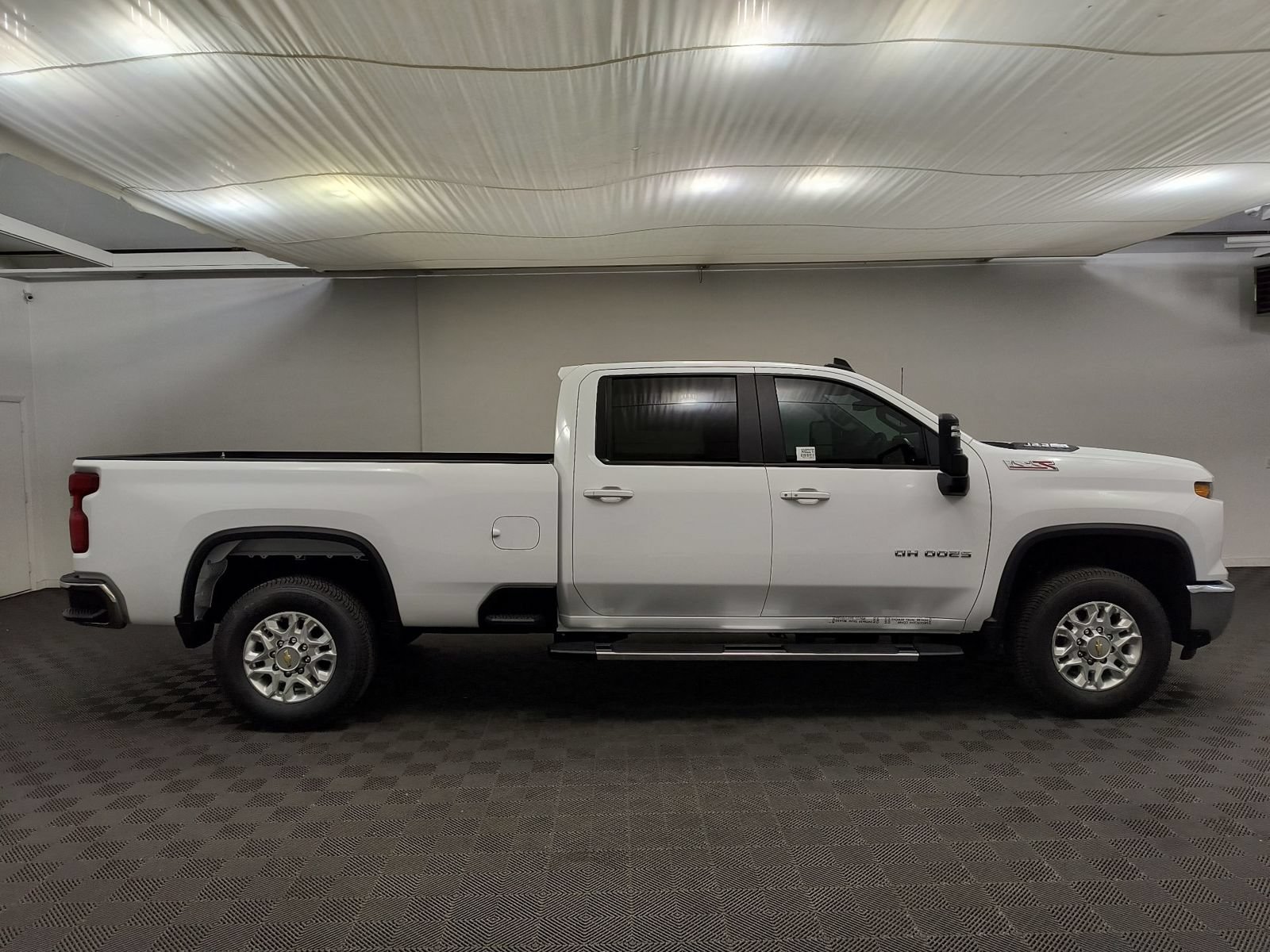 New 2026 Chevrolet Silverado 2500 LT w/ Convenience Package AWD/4WD image 8
