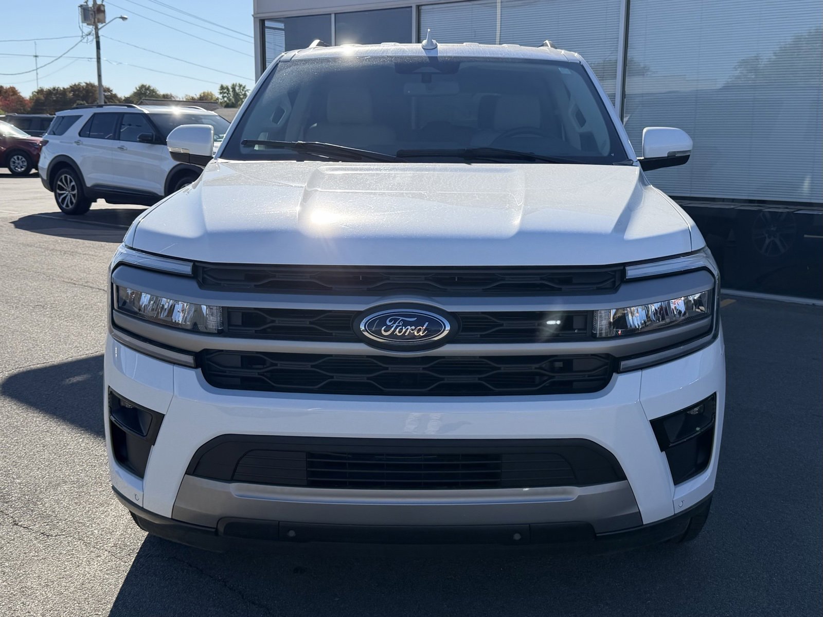 Used 2024 Ford Expedition XLT image 2