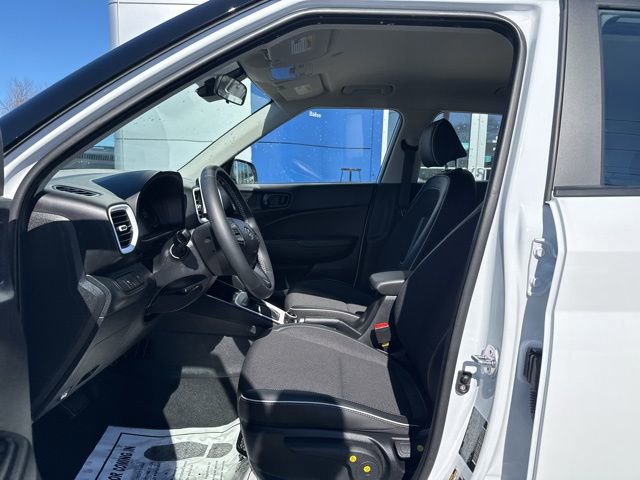 Certified 2026 Hyundai Venue SEL image 14