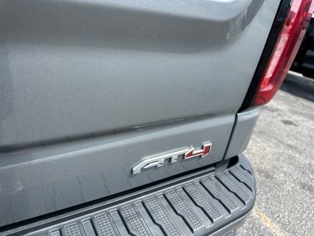 Certified 2024 GMC Sierra 1500 AT4 w/ Technology Package AWD/4WD image 19