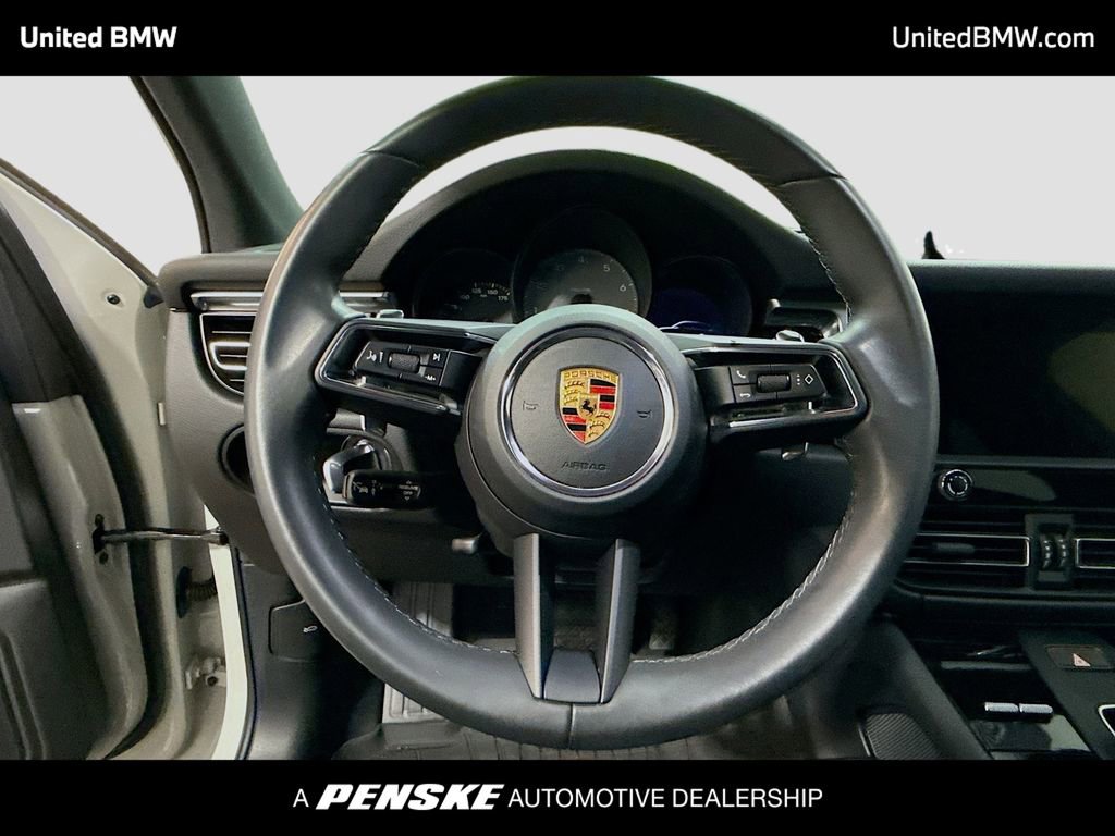 Used 2022 Porsche Macan S AWD/4WD image 6