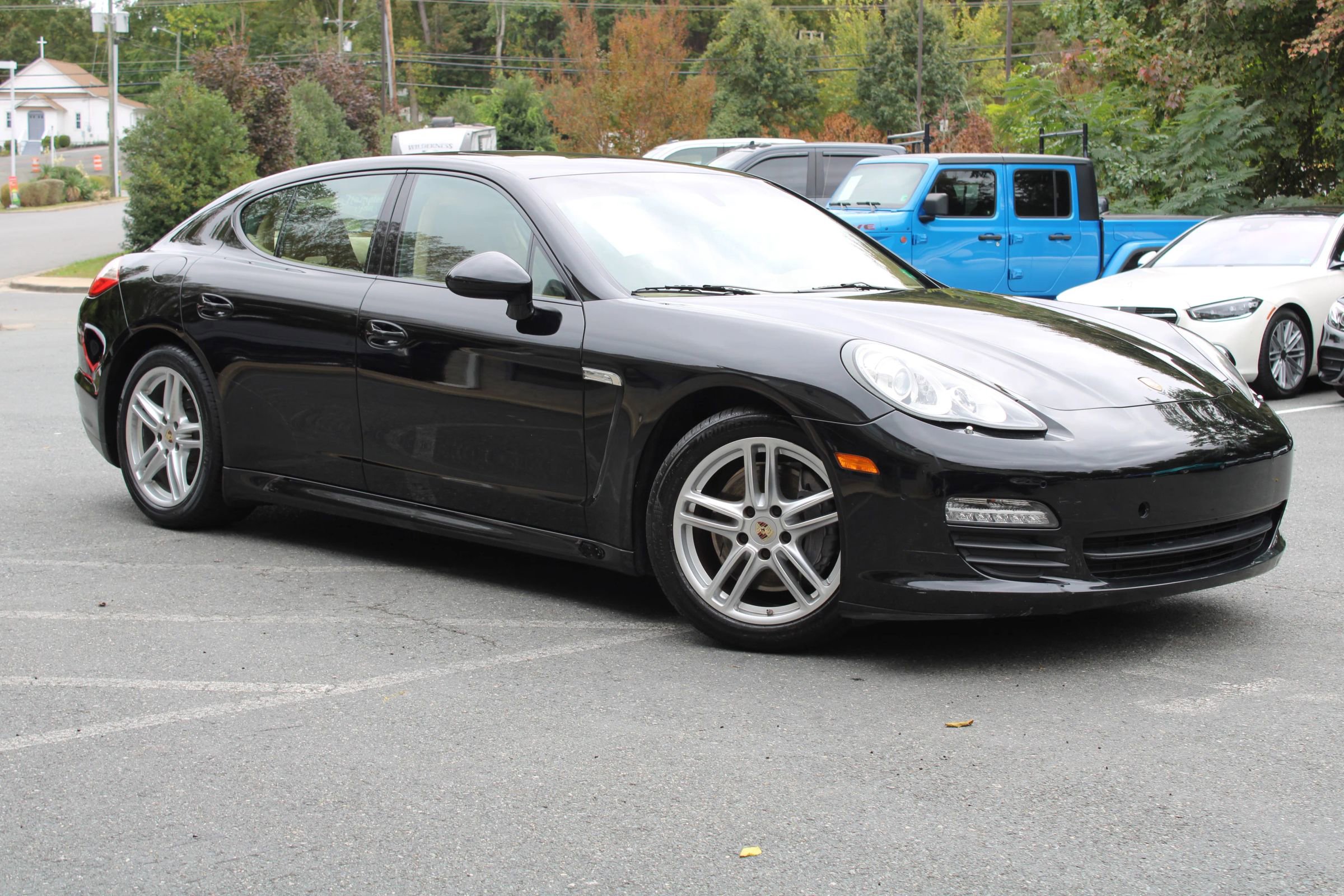 Used 2012 Porsche Panamera 4 image 32