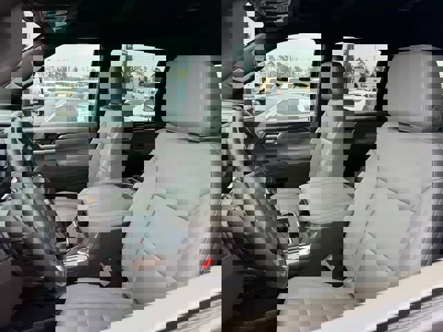 Used 2025 Chevrolet Silverado 2500 LT w/ All Star Edition image 9