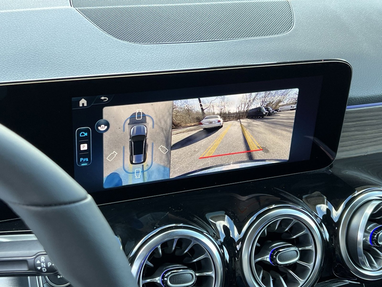 New 2026 Mercedes-Benz GLB 250 4MATIC image 17