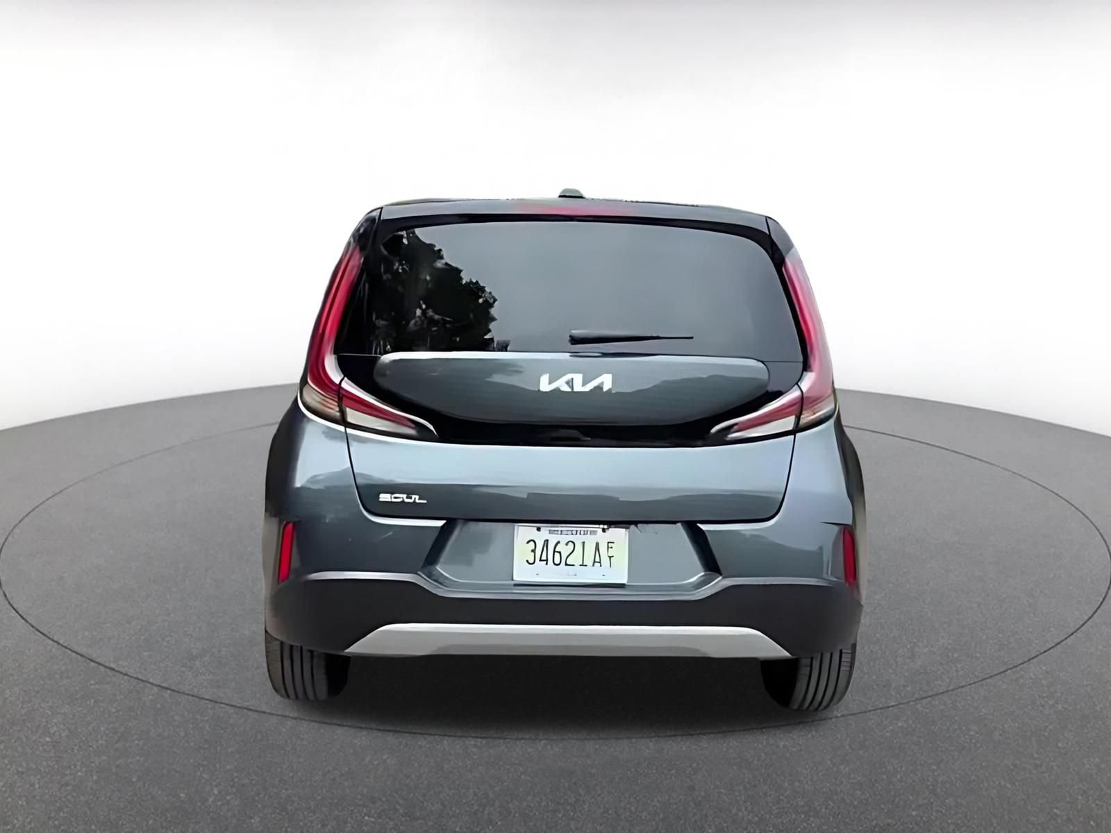 Used 2025 Kia Soul LX w/ LX Technology Package FWD image 12