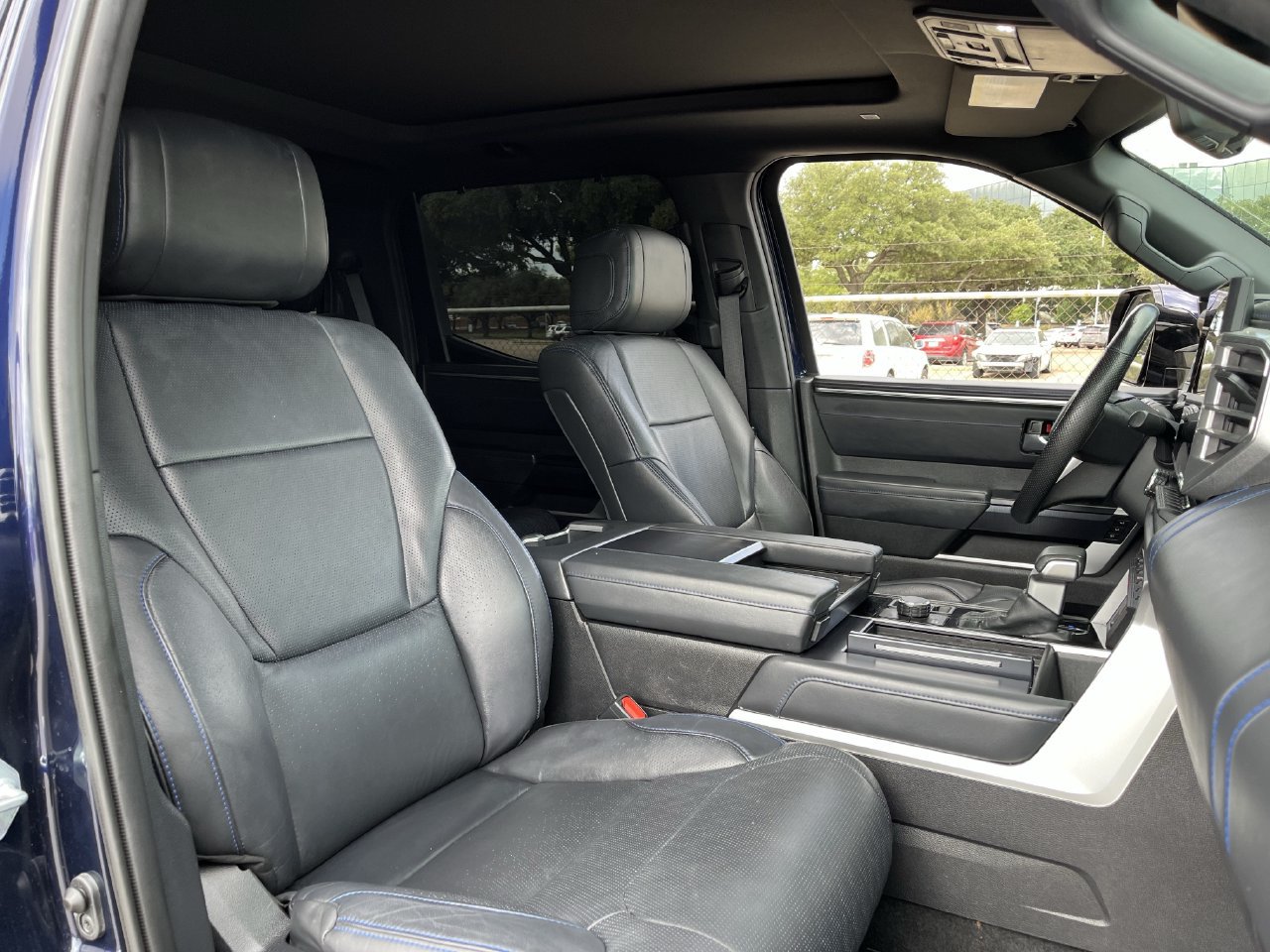 Used 2024 Toyota Tundra Platinum AWD/4WD image 24