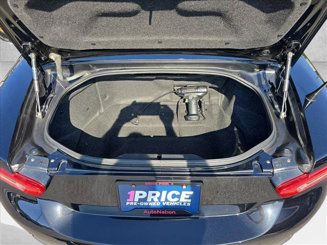 Used 2017 FIAT 124 Spider Lusso RWD image 11
