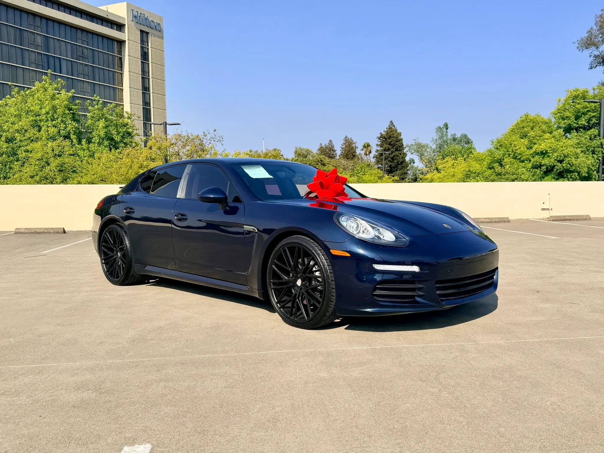 Used 2016 Porsche Panamera Edition RWD image 2
