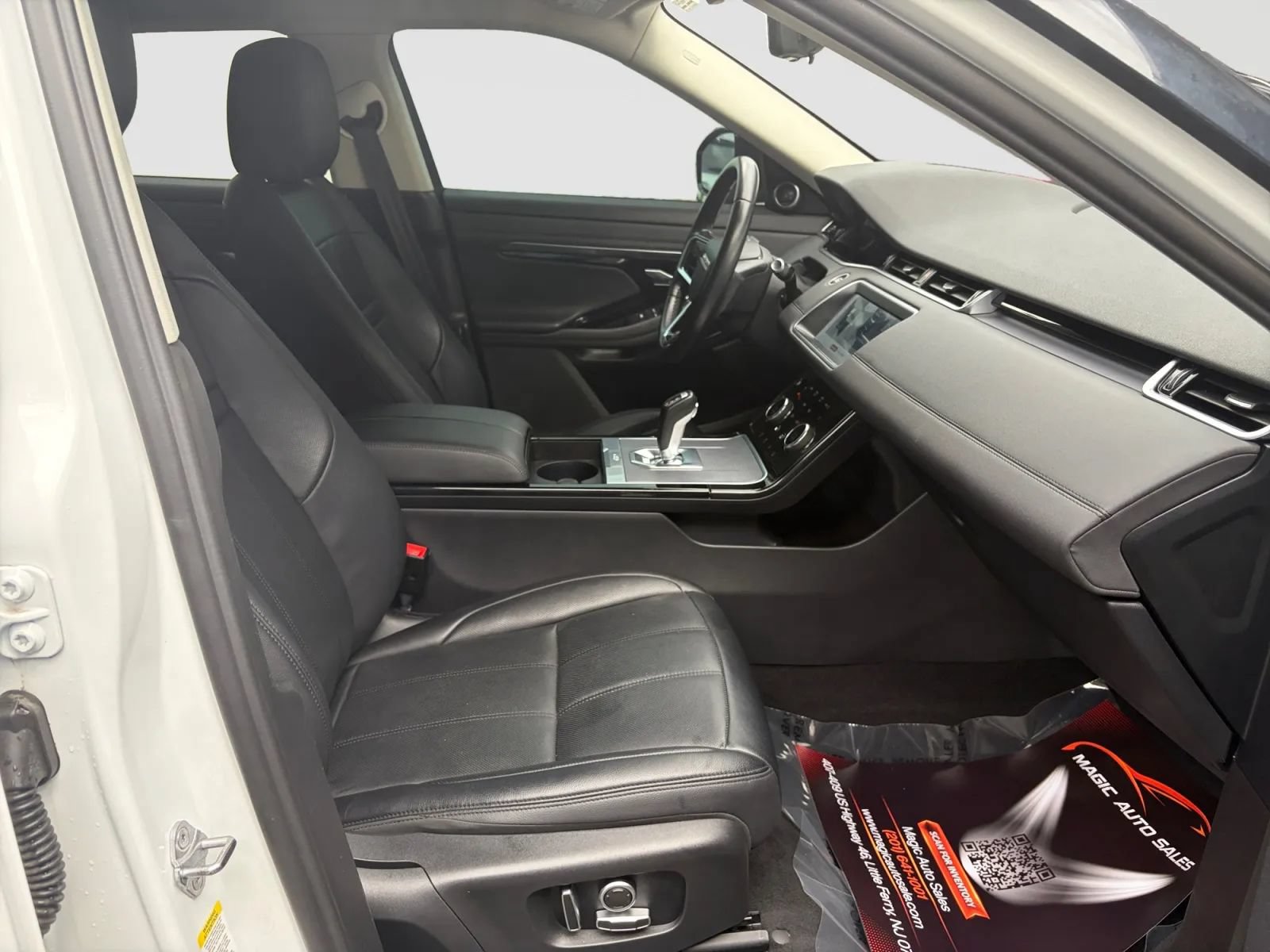 Used 2021 Land Rover Range Rover Evoque S AWD/4WD image 20