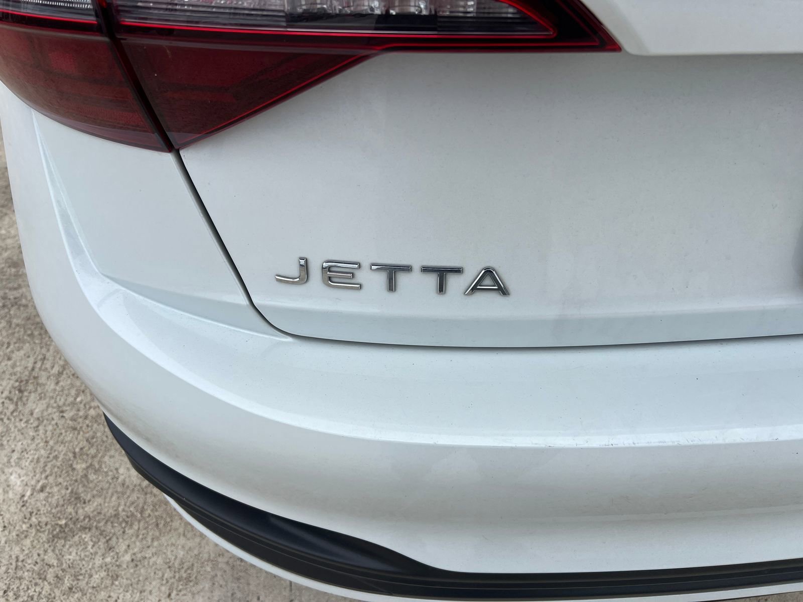 Used 2023 Volkswagen Jetta SE FWD image 27