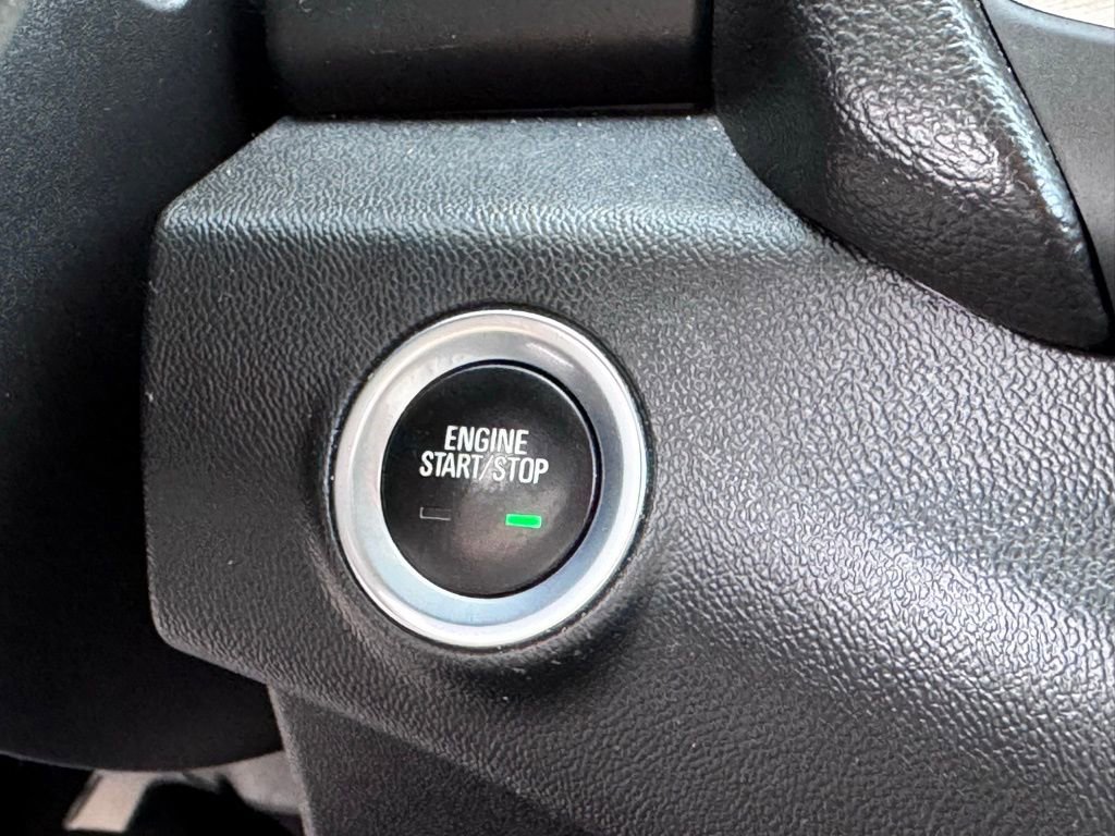 Used 2018 GMC Terrain SLT w/ Preferred Package image 17