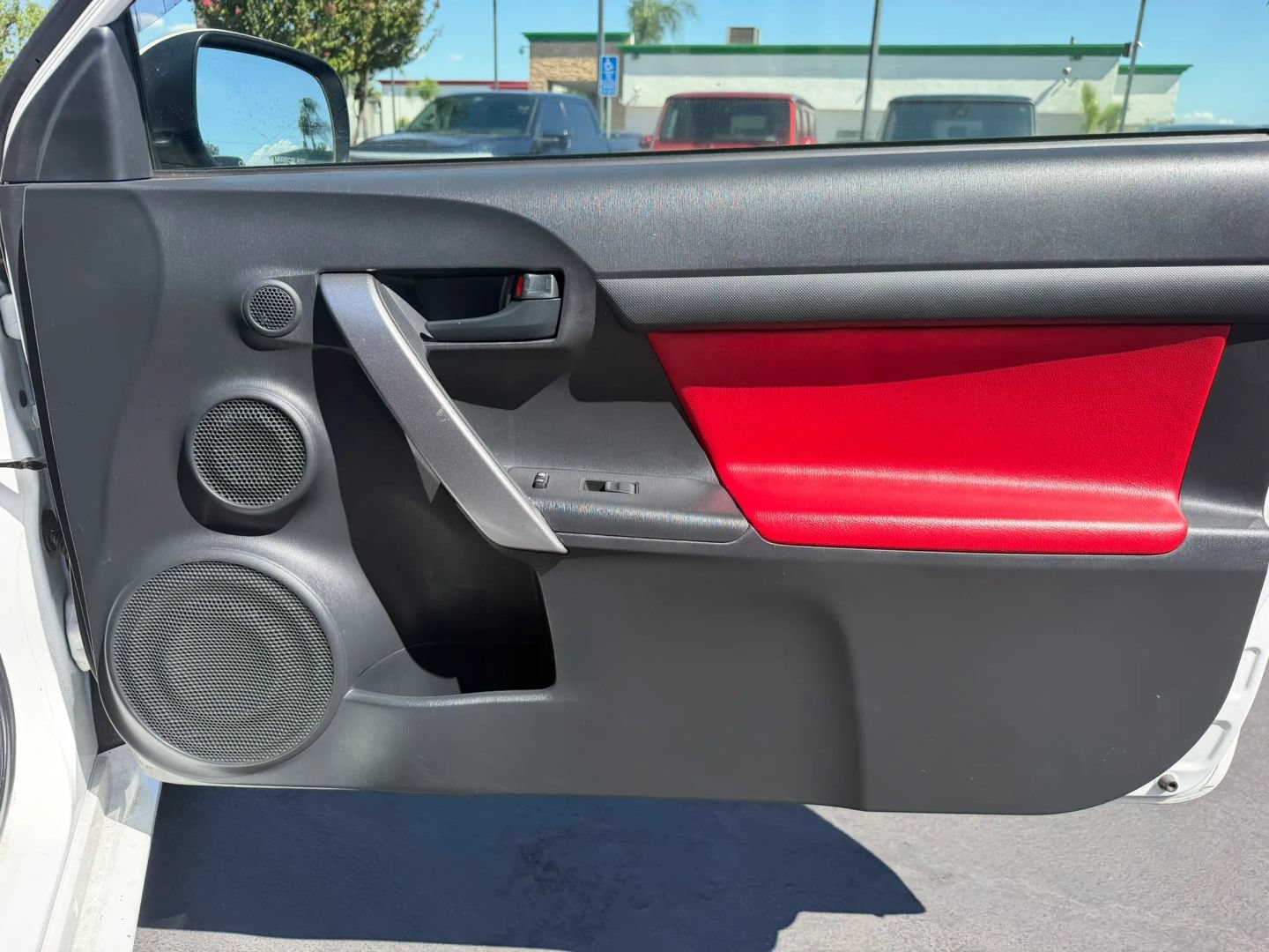 Used 2014 Scion tC FWD image 14