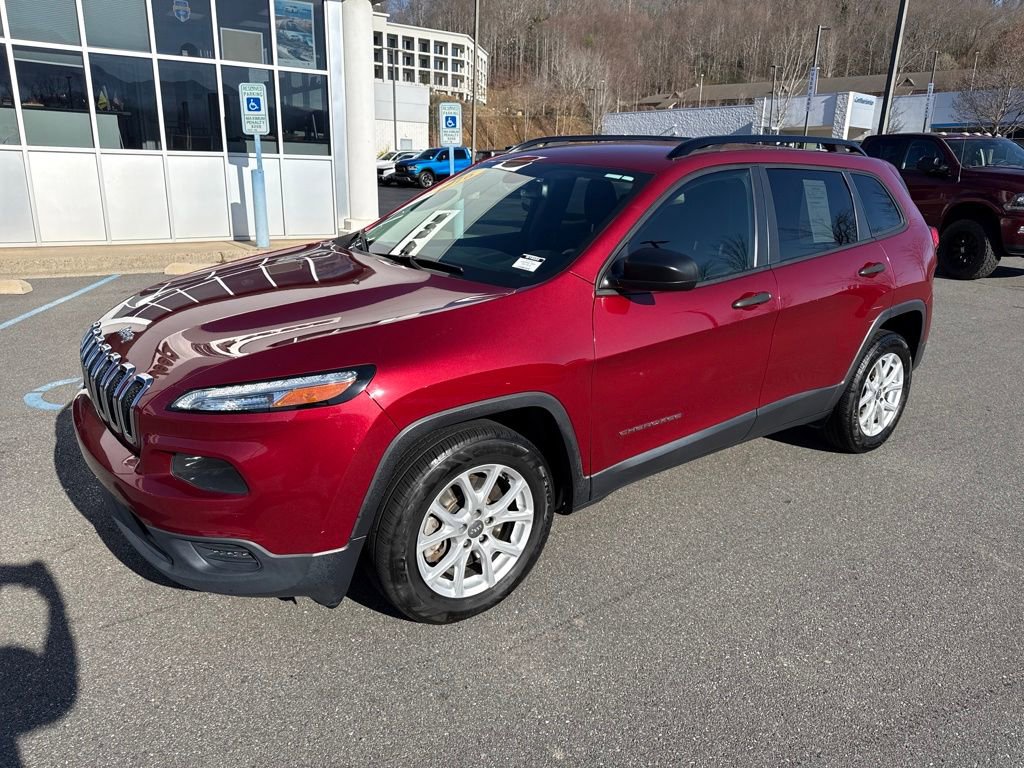 Used 2016 Jeep Cherokee Sport image 10