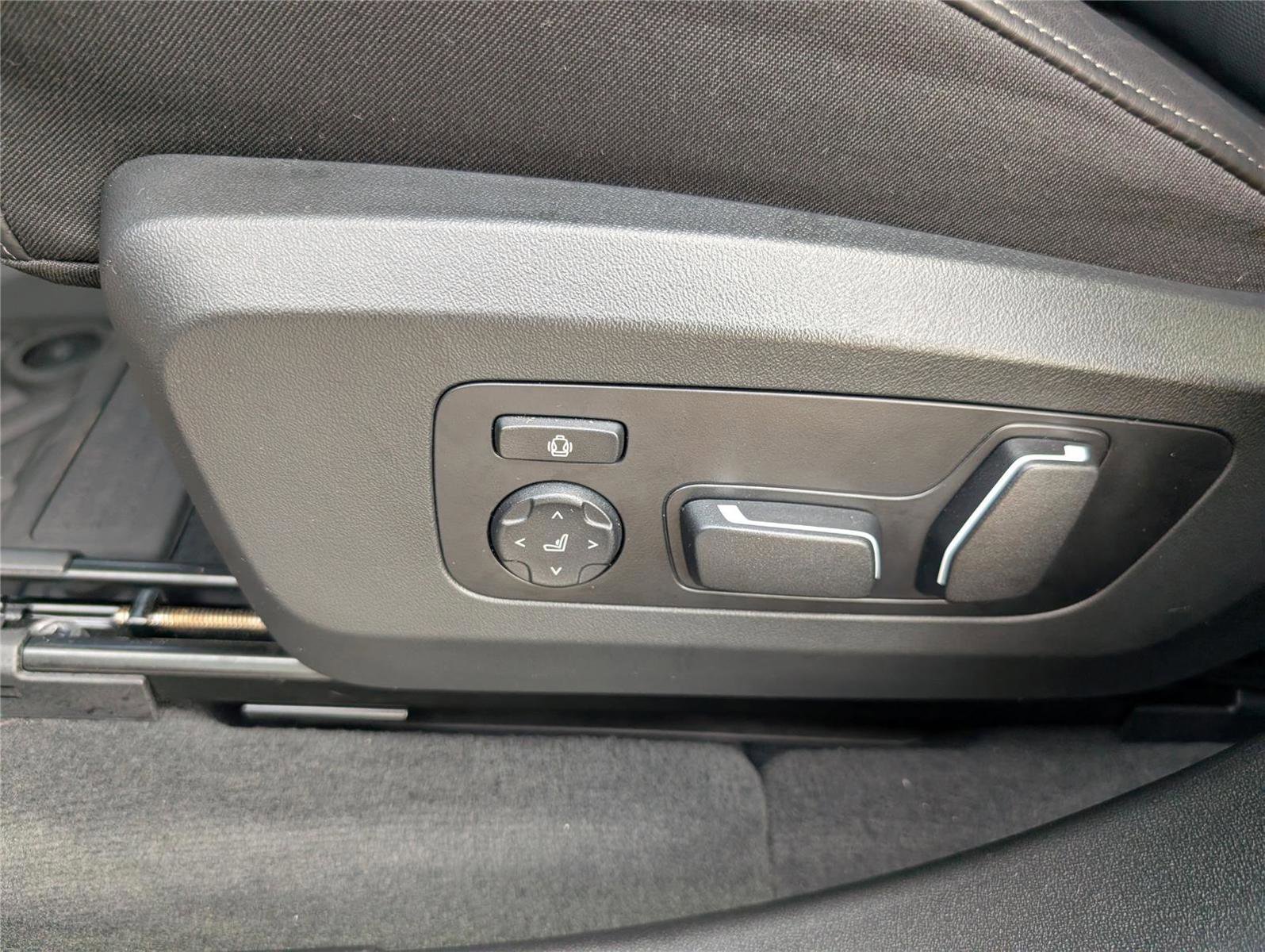 Used 2025 BMW X3 M50 image 13