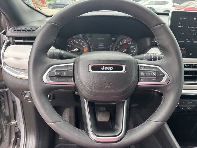 Used 2023 Jeep Compass Limited AWD/4WD image 15