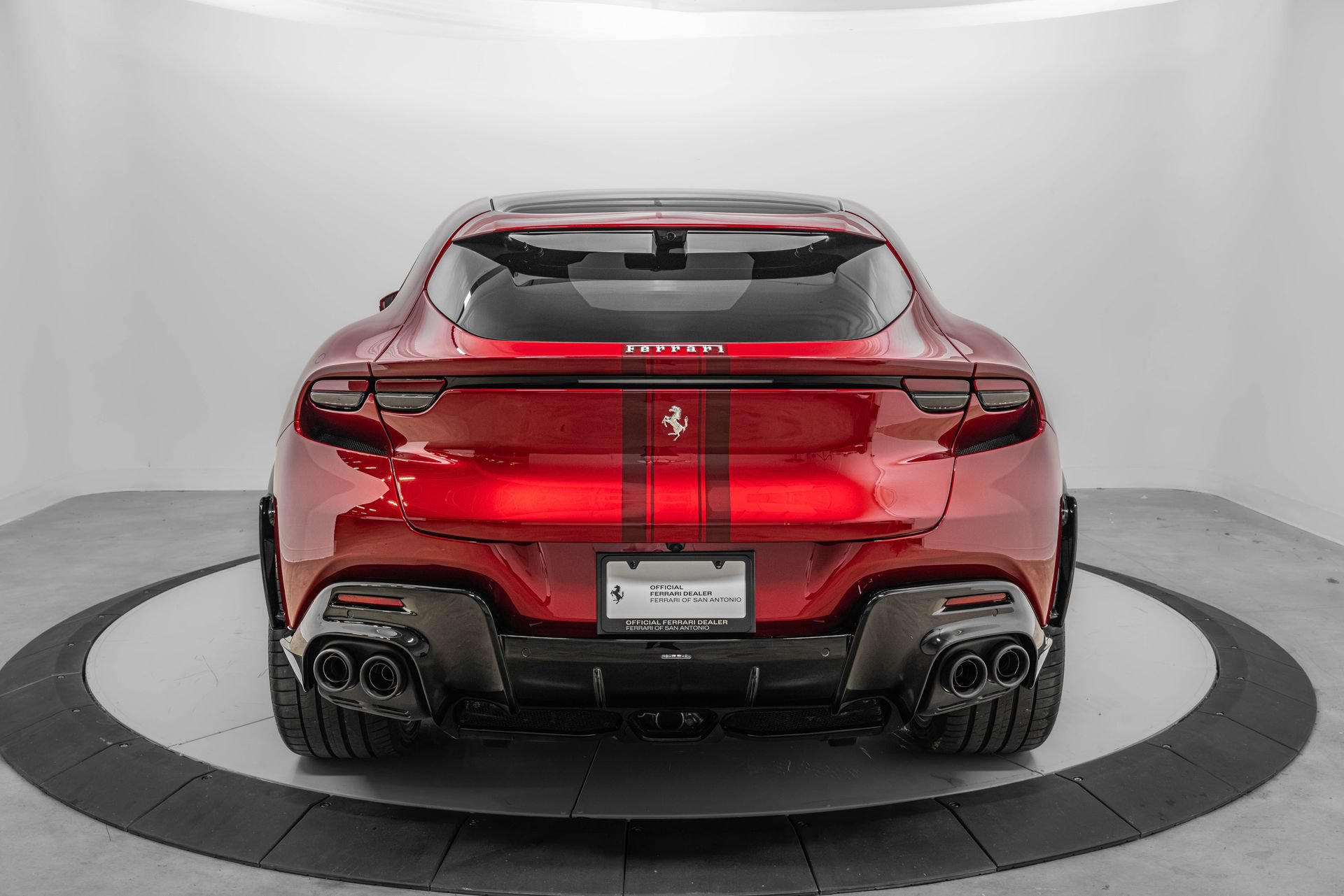 Certified 2026 Ferrari Purosangue AWD/4WD image 11
