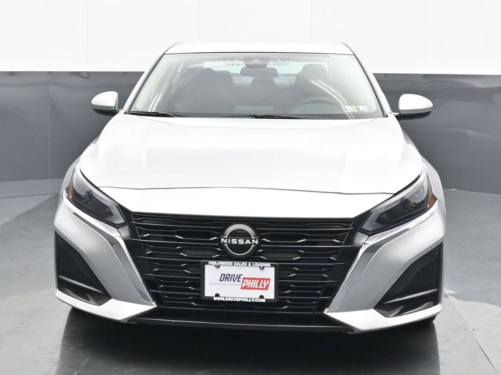 Used 2023 Nissan Altima 2.5 SV