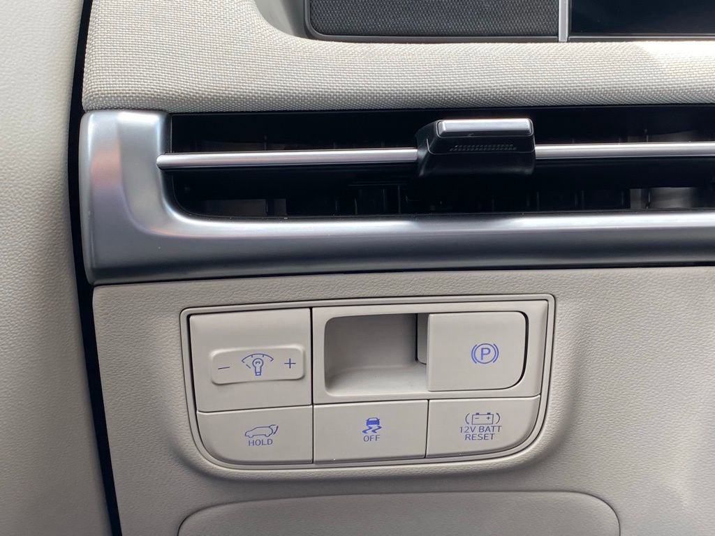 Certified 2026 Hyundai Tucson Limited w/ Tow & Go Package image 10