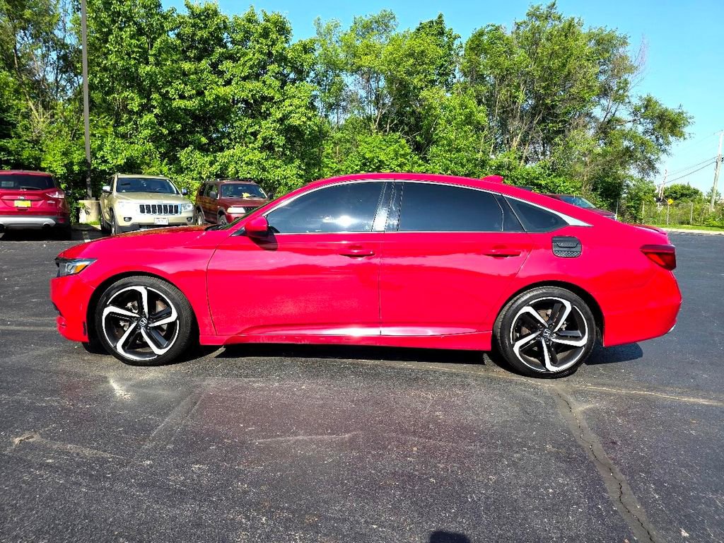 Used 2018 Honda Accord Sport image 4