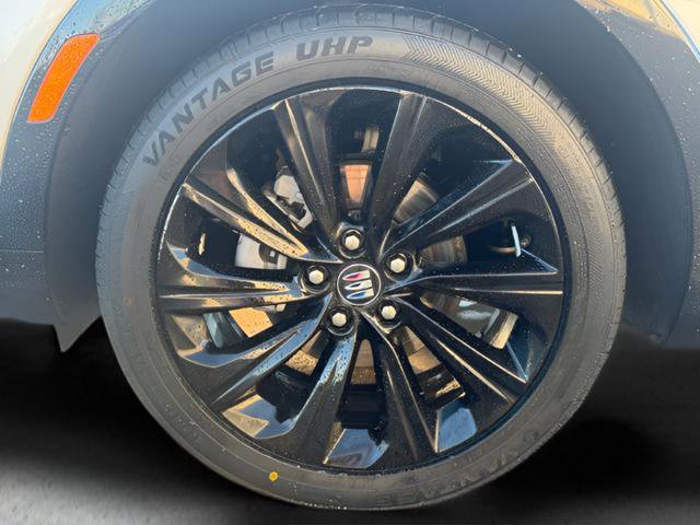 Used 2024 Buick Envista Sport Touring w/ Convenience I Package image 9