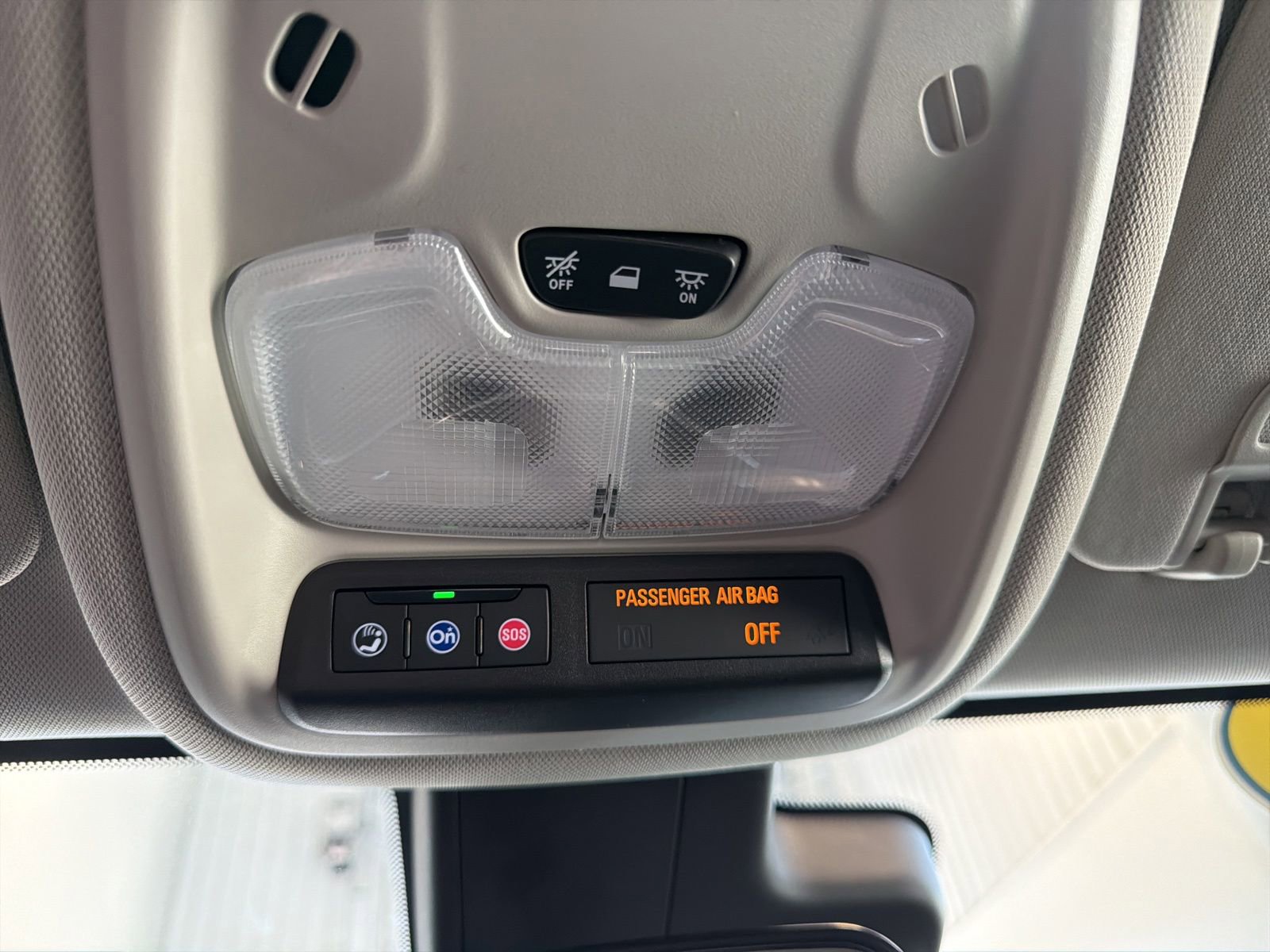 Used 2020 Buick Encore GX Preferred AWD/4WD image 27
