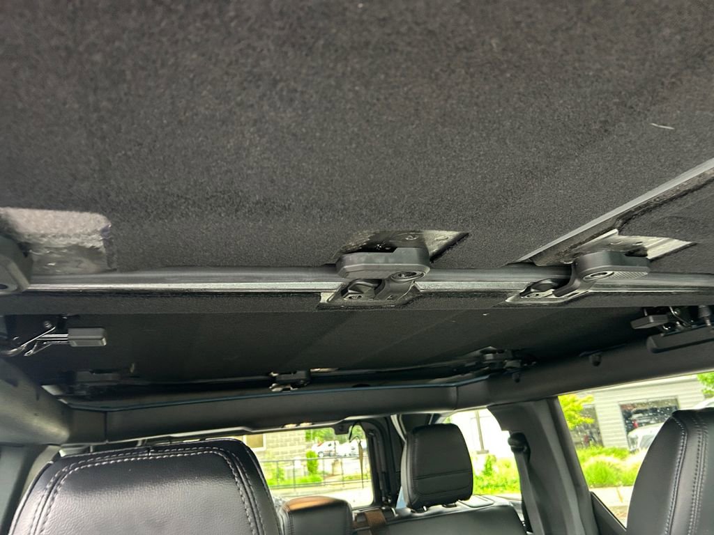 Used 2024 Ford Bronco Wildtrak AWD/4WD image 28