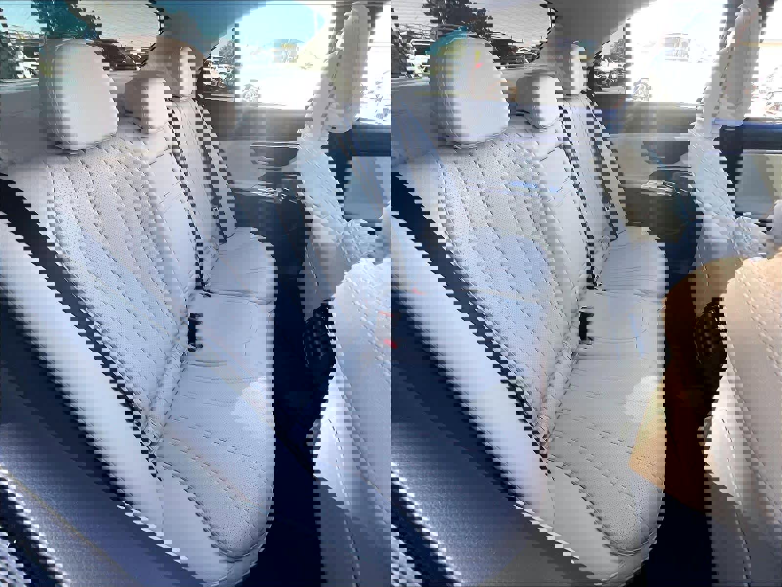 Used 2024 Mercedes-Benz E 450 4MATIC Sedan image 28